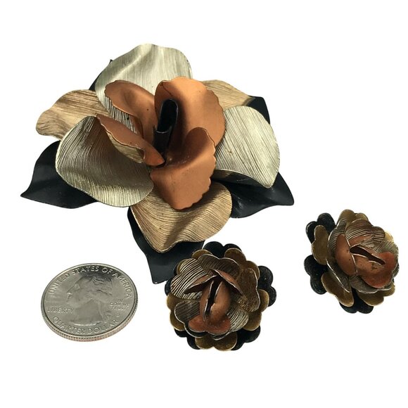 Autumn Mixed Metals Flower Brooch Pin and Clip On Earrings, Gift Jewelry Set - Picture 4 of 5